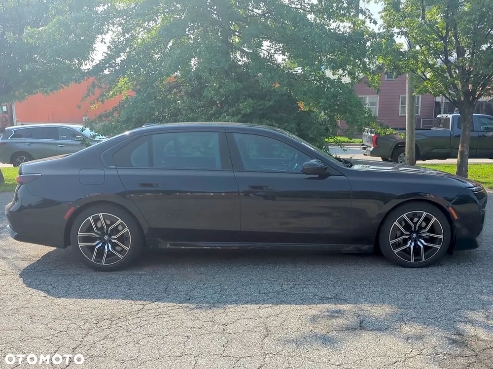 BMW Seria 7 - 2