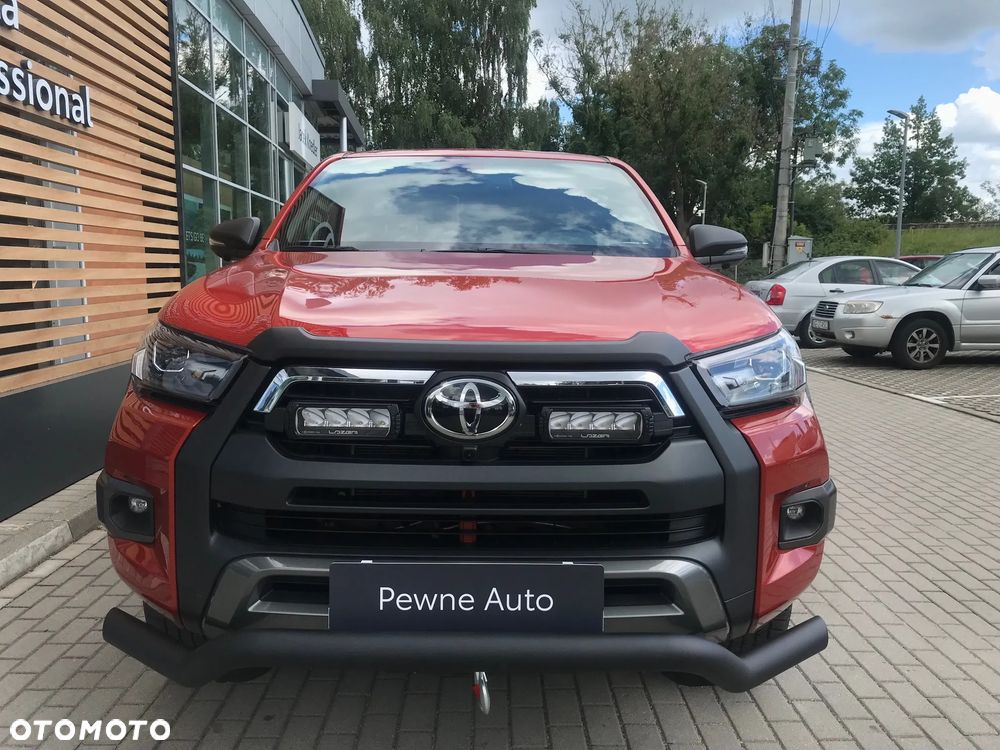 Toyota Hilux 2.8 D-4D mHEV Double Cab Invincible 4x4 - 11