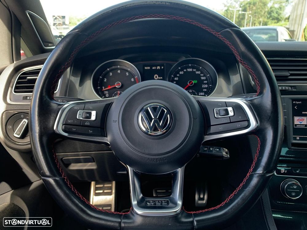 VW Golf 2.0 TSi GTi DSG Performance - 22
