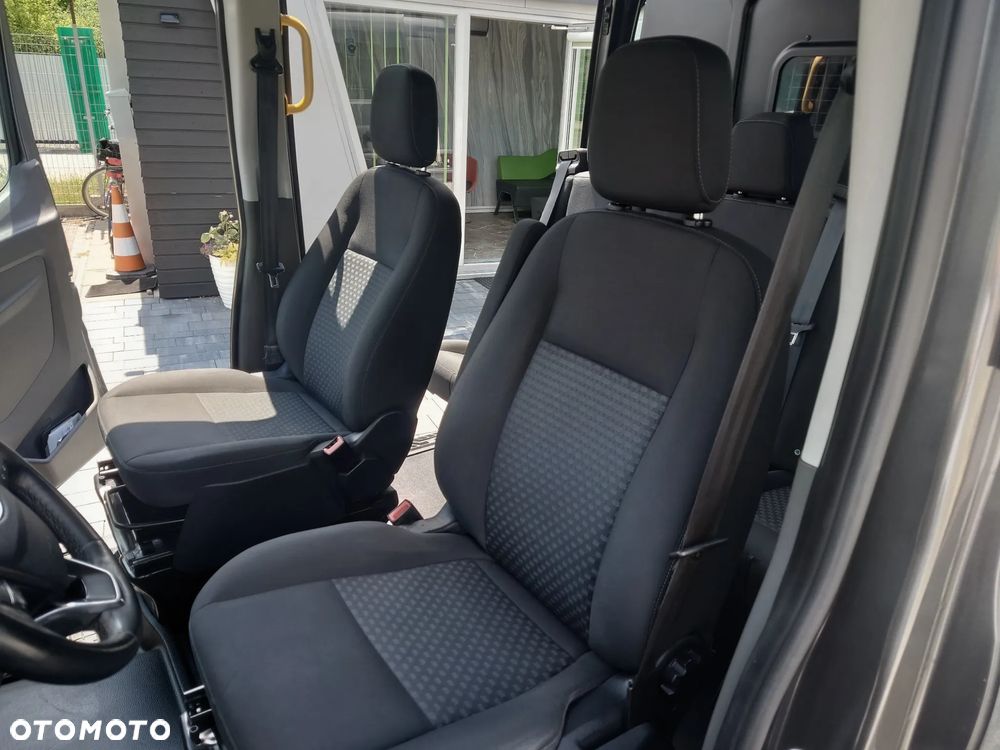 Ford Transit - 12