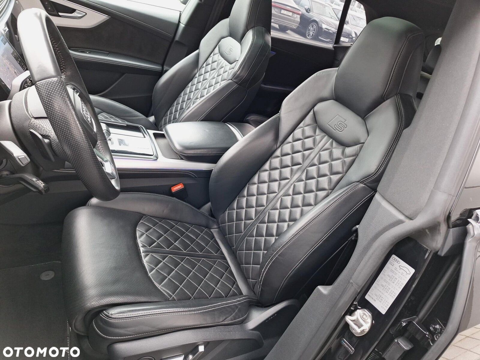 Audi SQ8 - 22