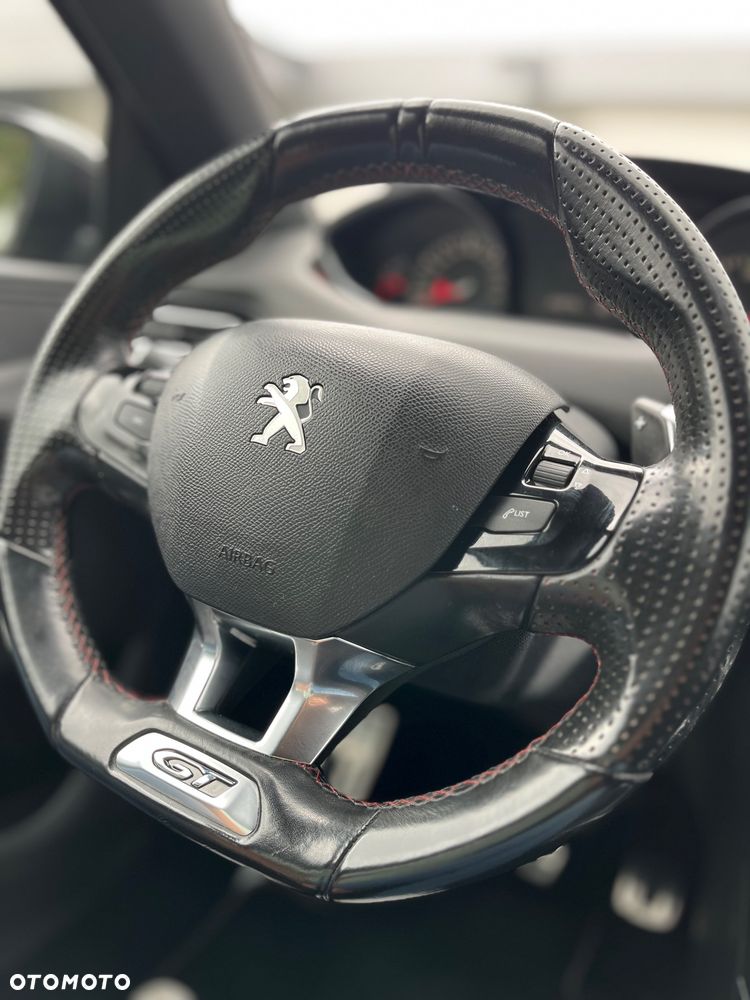 Peugeot 308 - 25