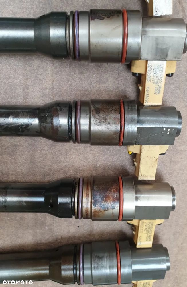 WTRYSK WTRYSKIWACZ PALIWA DAF XF  2047600  2047601  1974030  153458220 - 6