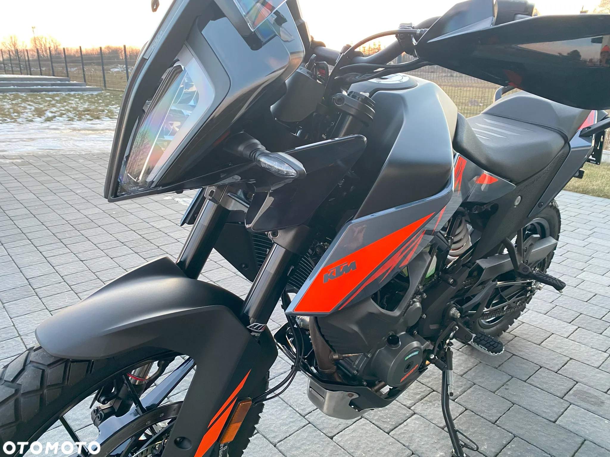 KTM Adventure - 8