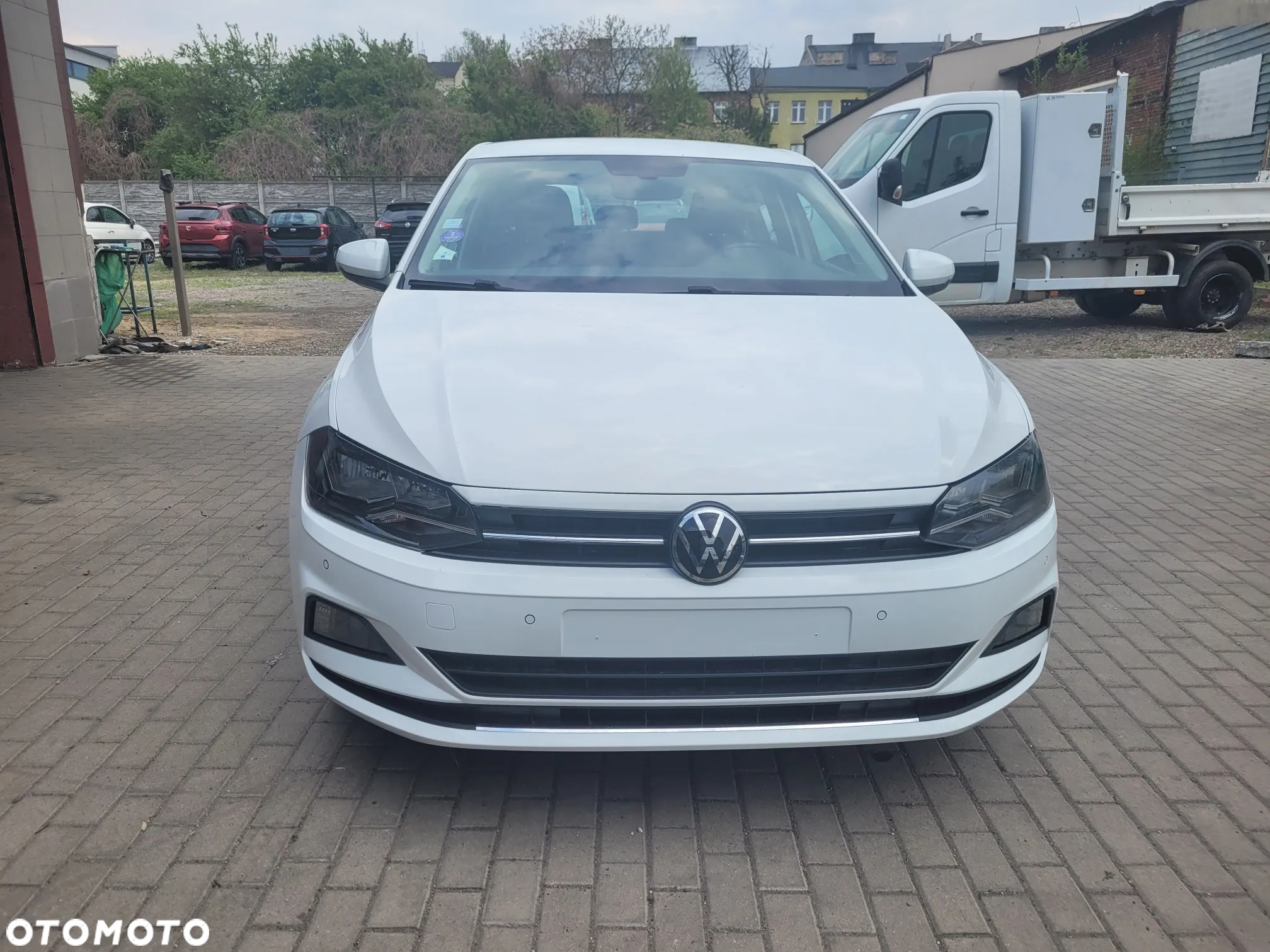 Volkswagen Polo 1.0 TSI Life - 2
