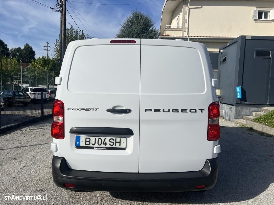 Peugeot e-Expert Cargo M 75KWH - 5