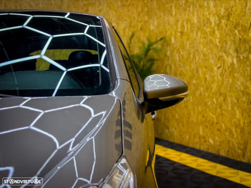 Peugeot 208 1.6 e-HDi SE Style - 7