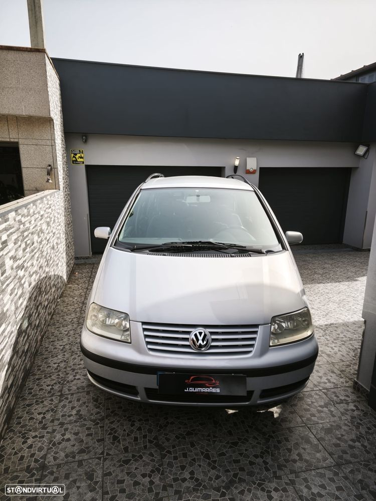 VW Sharan 1.9 TDi Confortline - 2