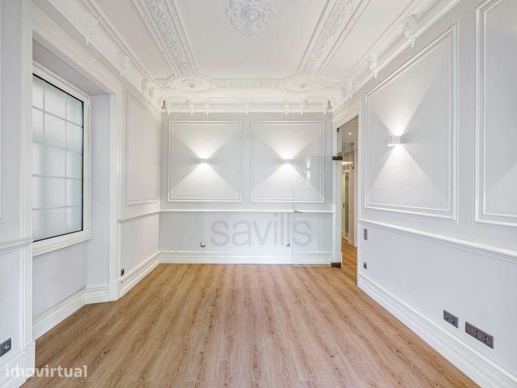 Apartamento T4 remodelado nas Avenidas Novas, em Lisboa - Grande imagem: 5/31