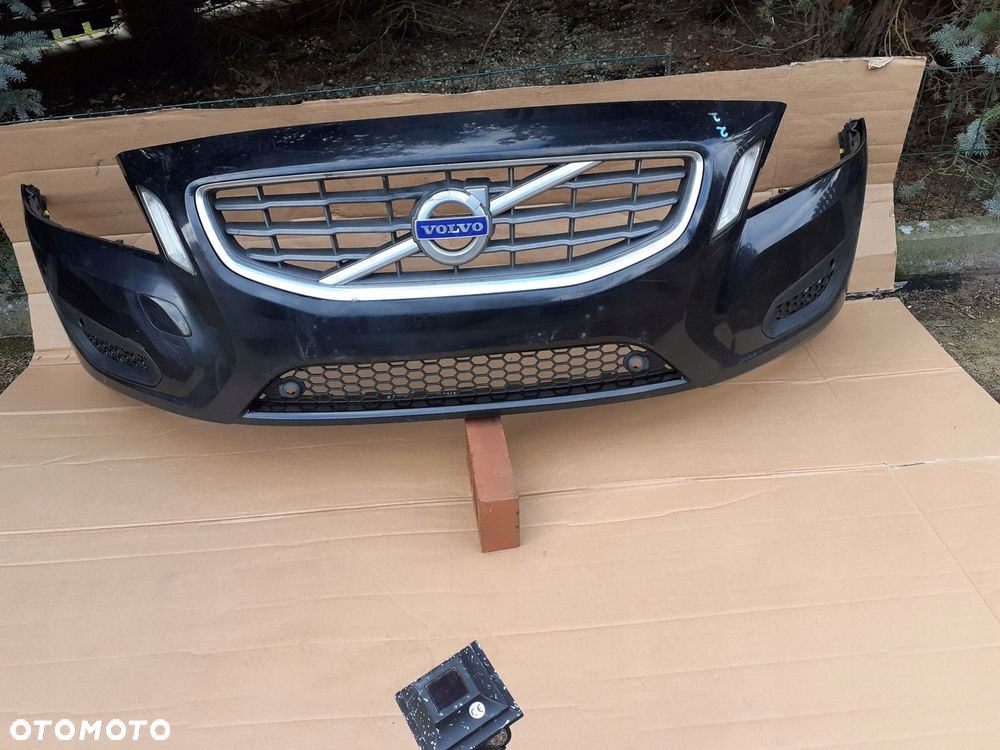 Zderzak przód Volvo V60 I S60 II 10-13r. 31290811. - 1