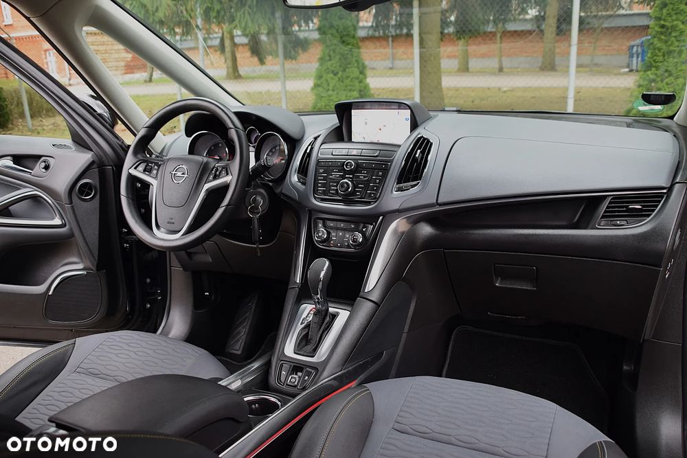 Opel Zafira Tourer 2.0 CDTI Automatik Innovation - 26