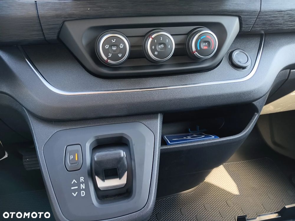 Renault Trafic - 18