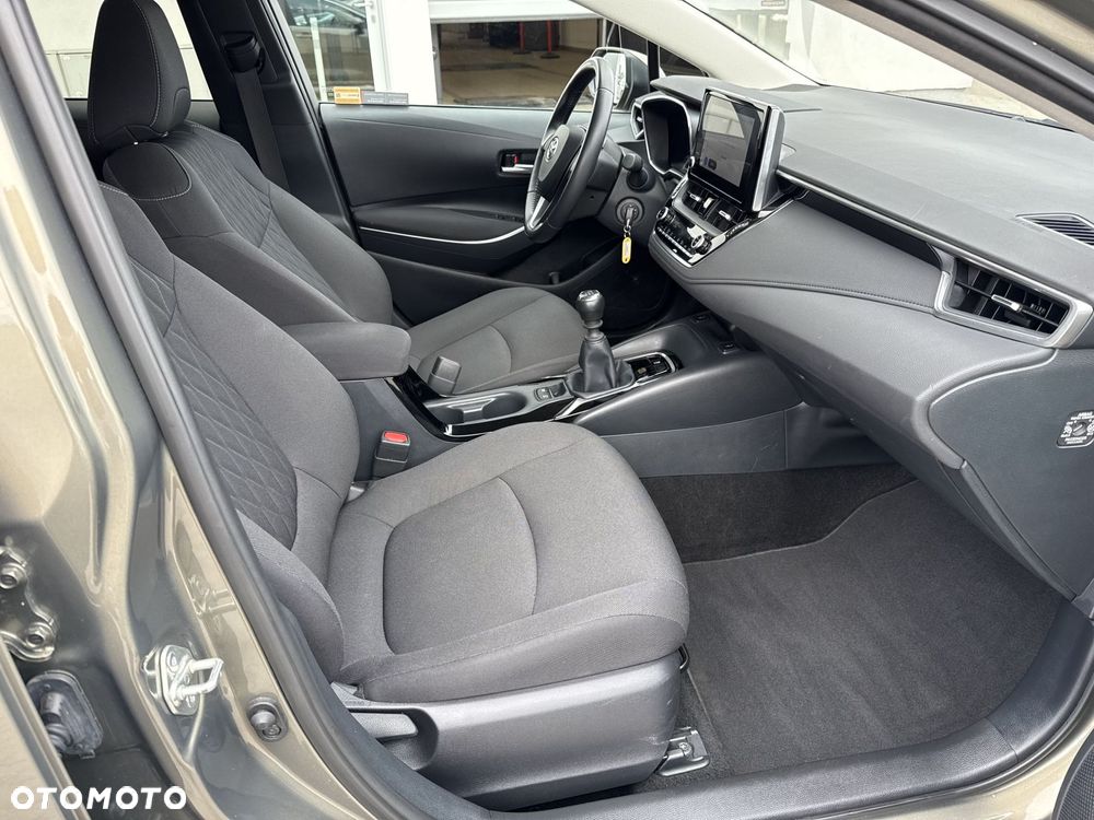 Toyota Corolla - 7
