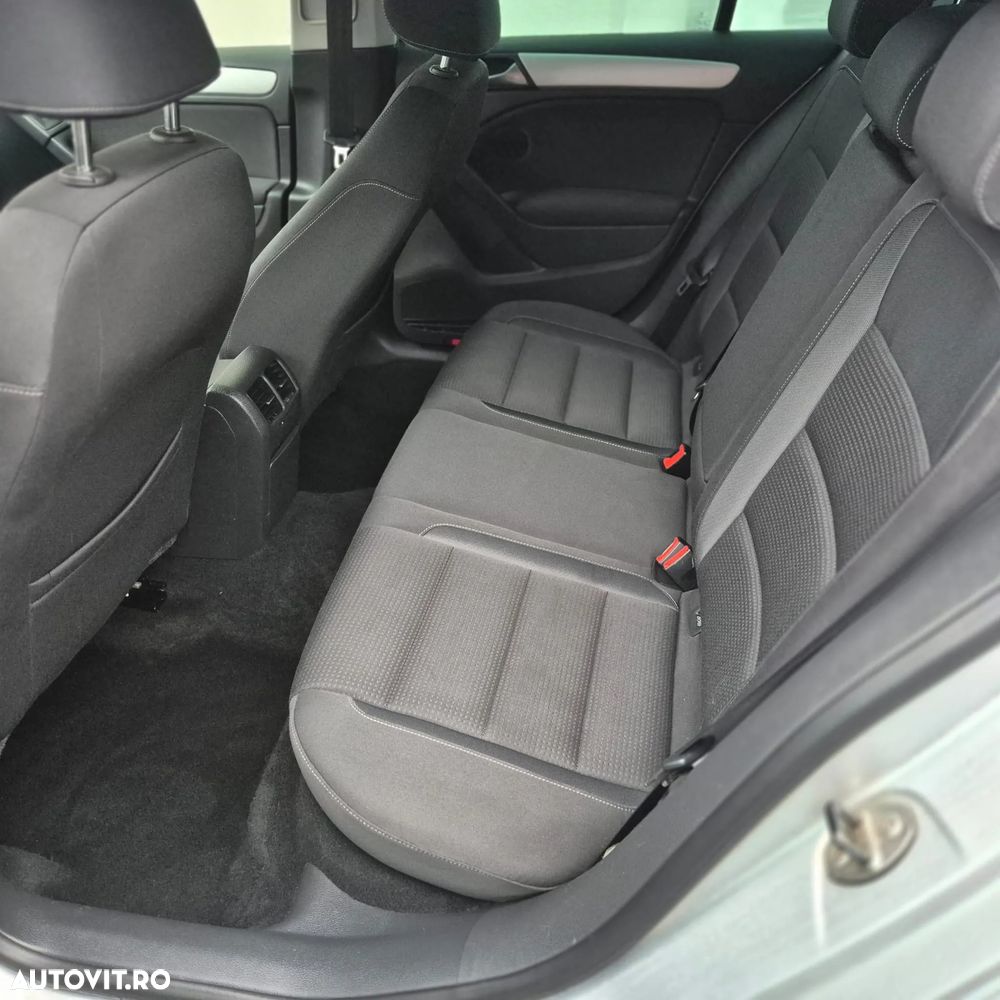 Volkswagen Golf 1.2 TSI Team - 9