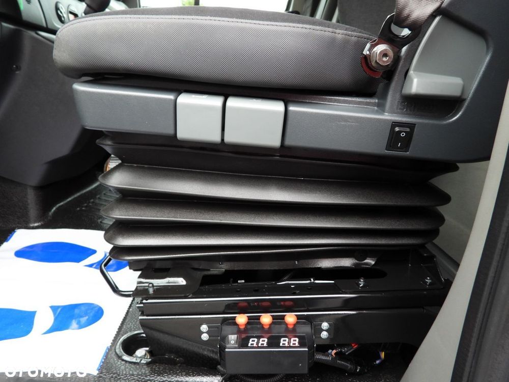 Renault MASTER PLANDEKA 10 PALET TEMPOMAT NAWIGACJA LEDY PNEUMATYKA KLIMATYZACJA  165KM - 27