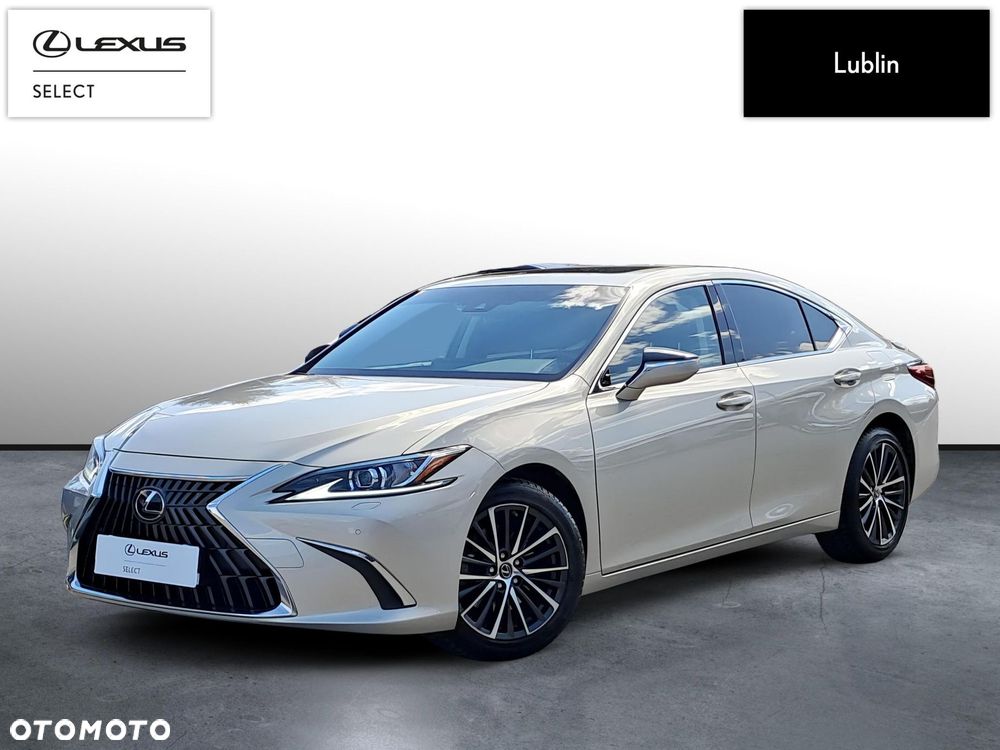 Lexus ES - 1
