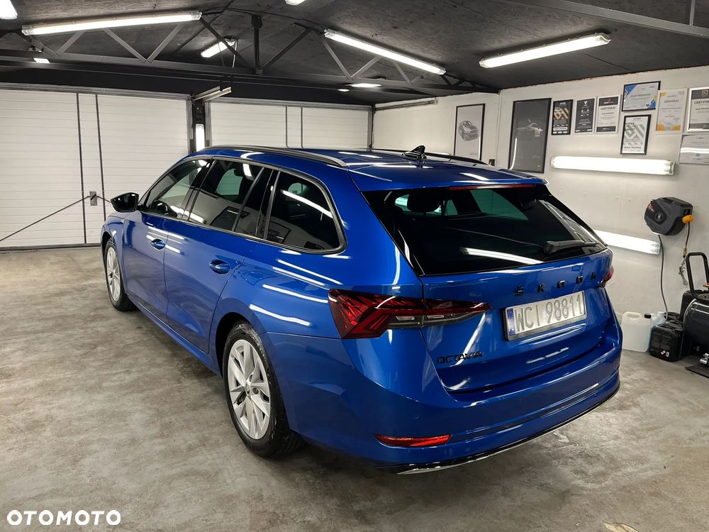 Skoda Octavia 2.0 TDI Sportline DSG - 5