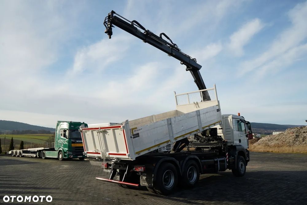 MAN TGS 33.360 / 6x4 / WYWROTKA TYLNOZSYPOWA 5,8 M + HDS HIAB XS 122 / STEROWANIE RADIOWE / HDS ZA KABINĄ / EURO 5 / MANUAL - 3