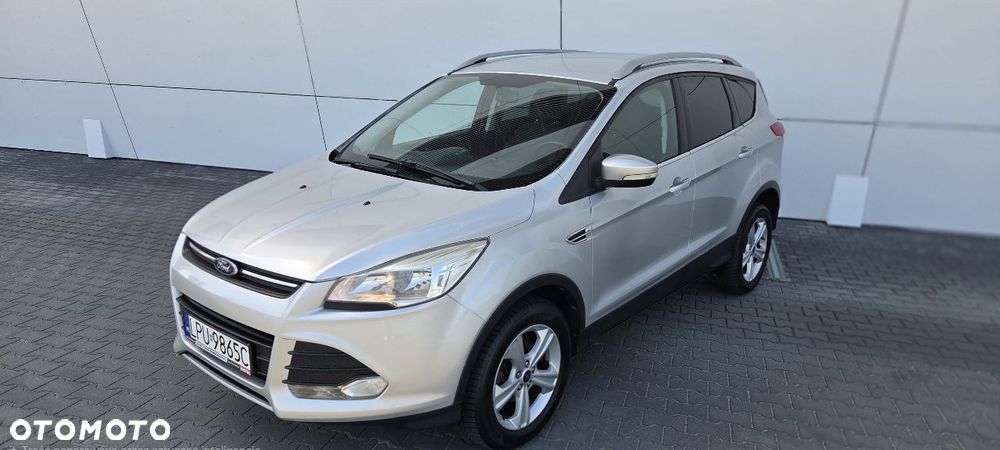Ford Kuga 2.0 TDCi 2x4 Titanium - 3