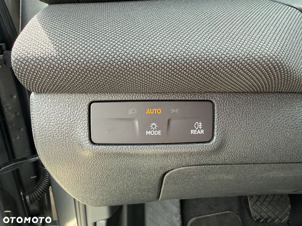 Volkswagen T-Roc 1.5 eTSI Life DSG - 20