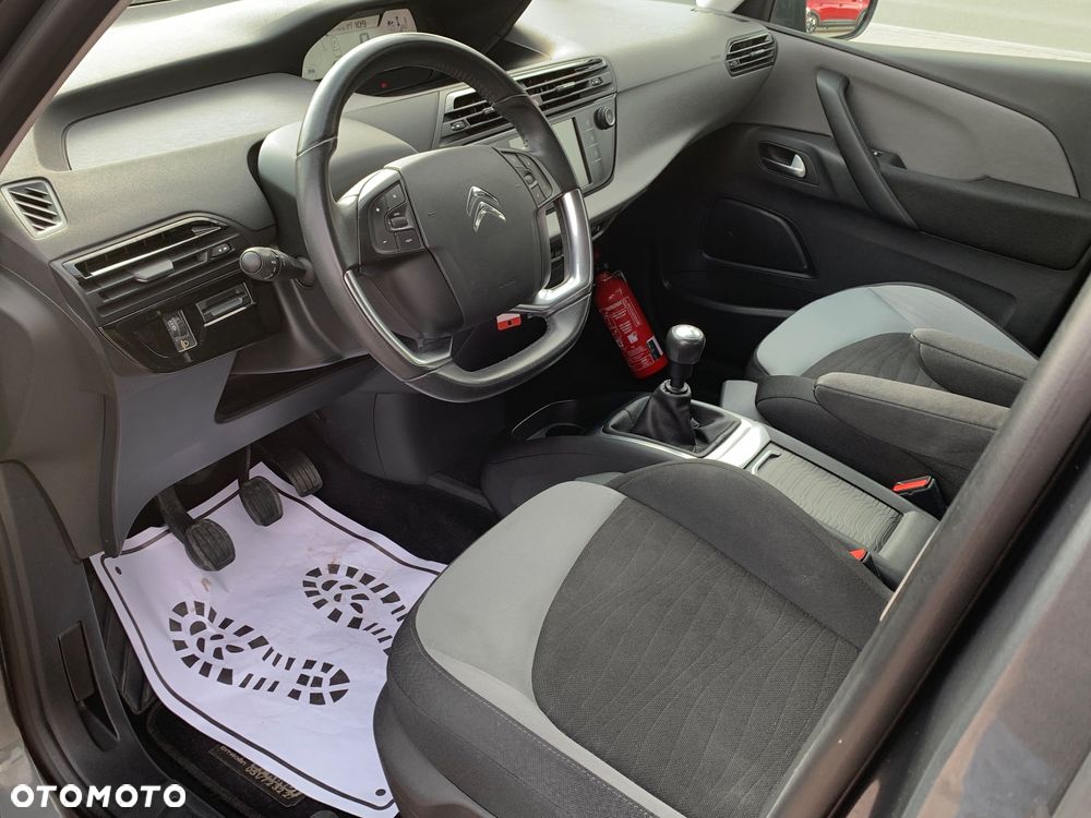 Citroën C4 Picasso PureTech 130 Stop&Start SELECTION - 28