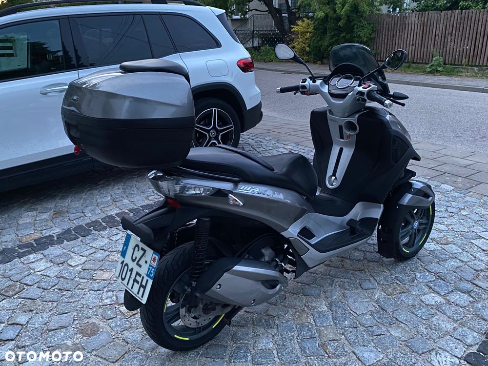 Piaggio MP-3 - 7