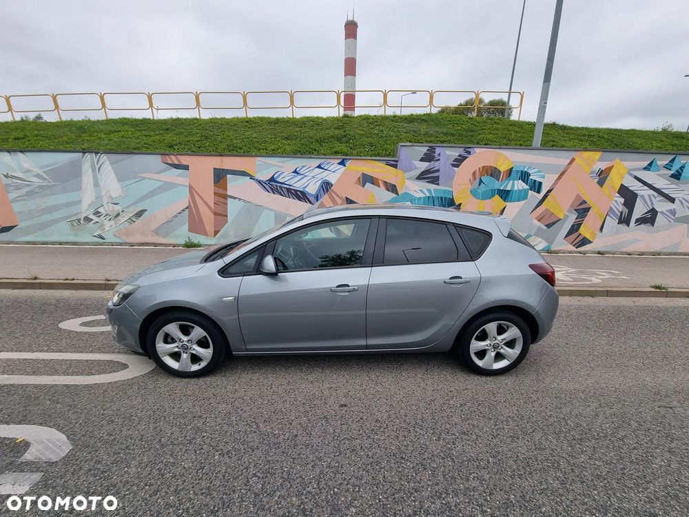Opel Astra - 17