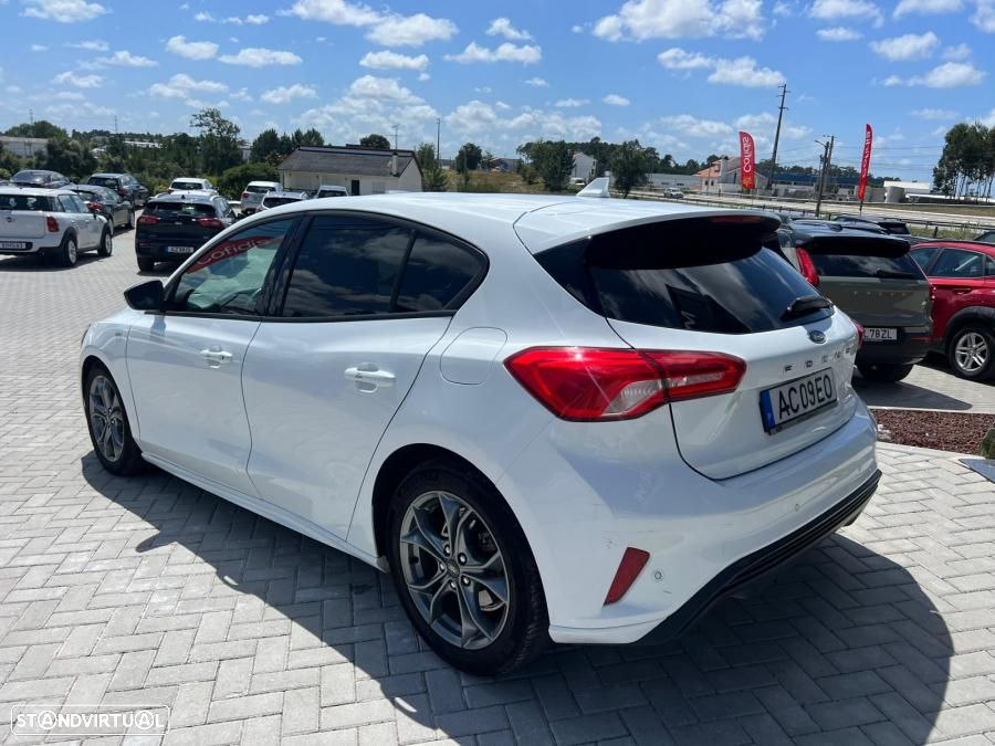 Ford Focus - 2
