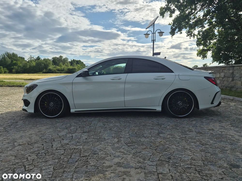 Mercedes-Benz CLA - 2
