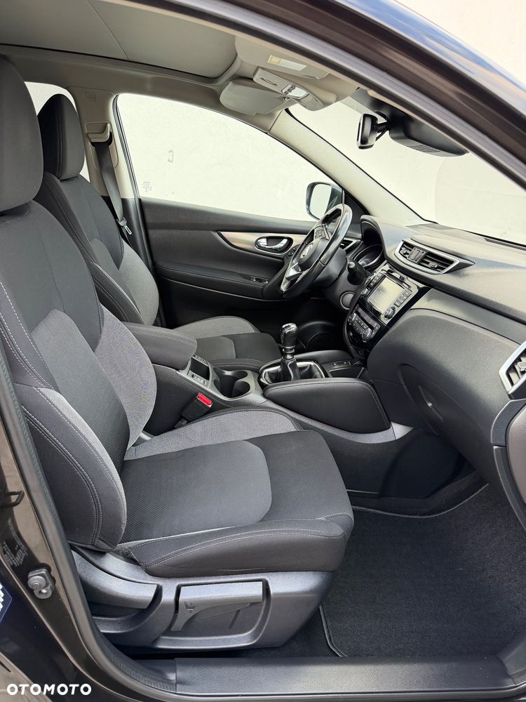 Nissan Qashqai 1.6 DIG-T Tekna - 29