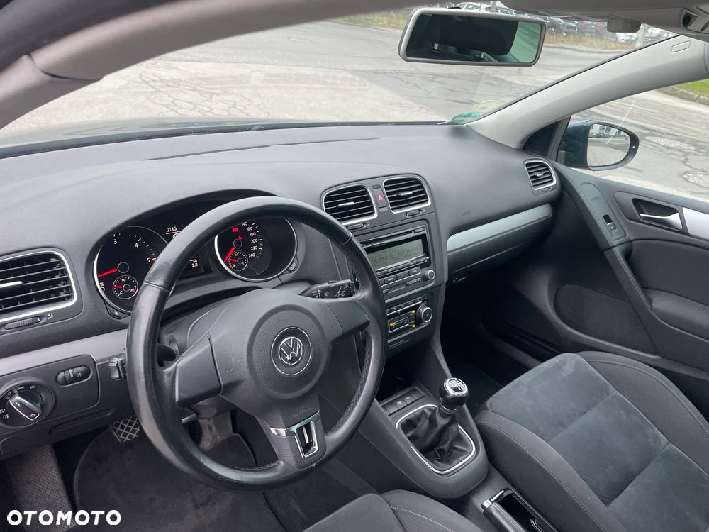 Volkswagen Golf 2.0 TDI DPF 4Motion Highline - 17