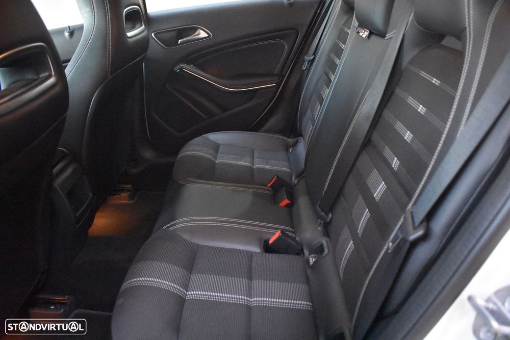 Mercedes-Benz A 180 d Urban - 54