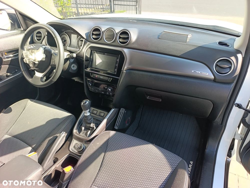 Suzuki Vitara 1.4 Boosterjet mHEV Premium Plus 4WD - 12