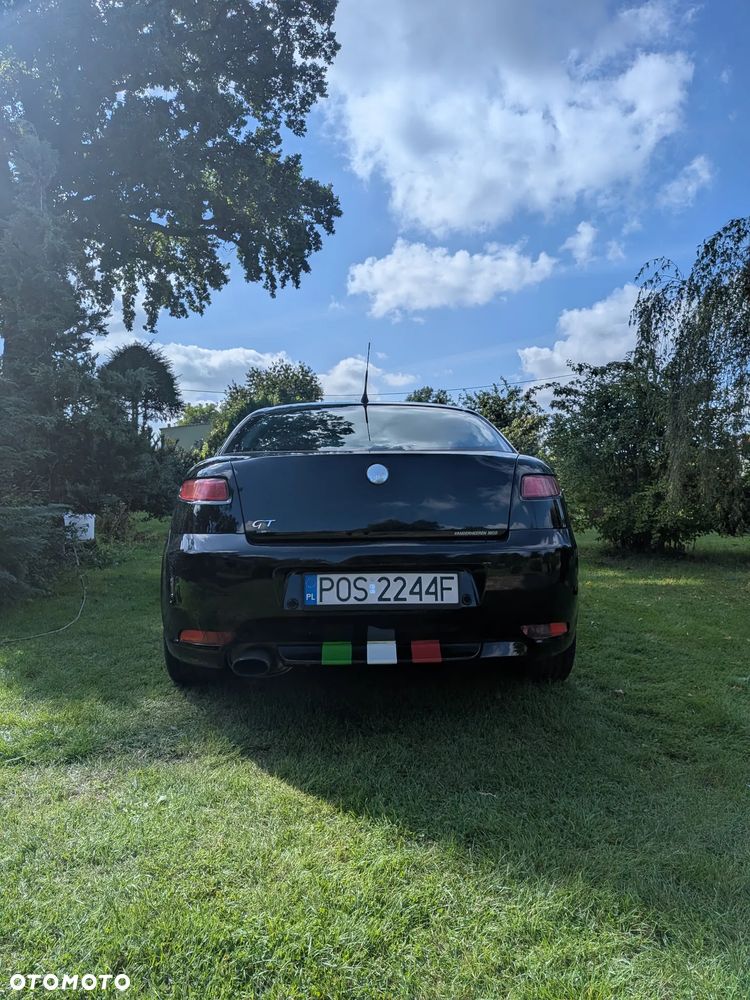 Alfa Romeo GT 1.9JTD 16V Impression - 4