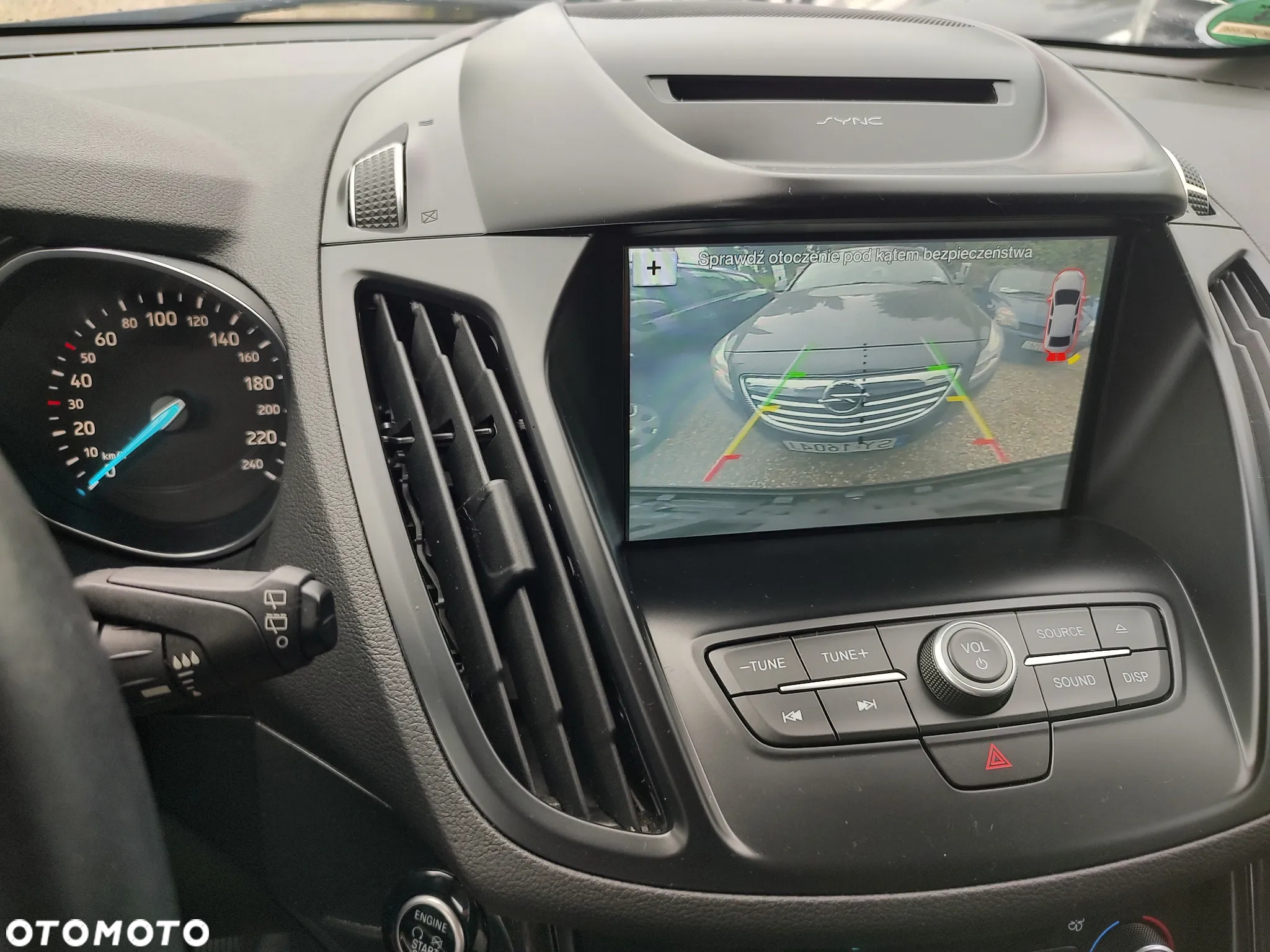 Ford Kuga 1.5 EcoBoost 4WD Titanium - 11