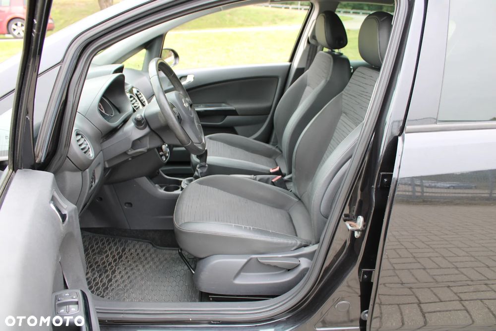 Opel Corsa - 22