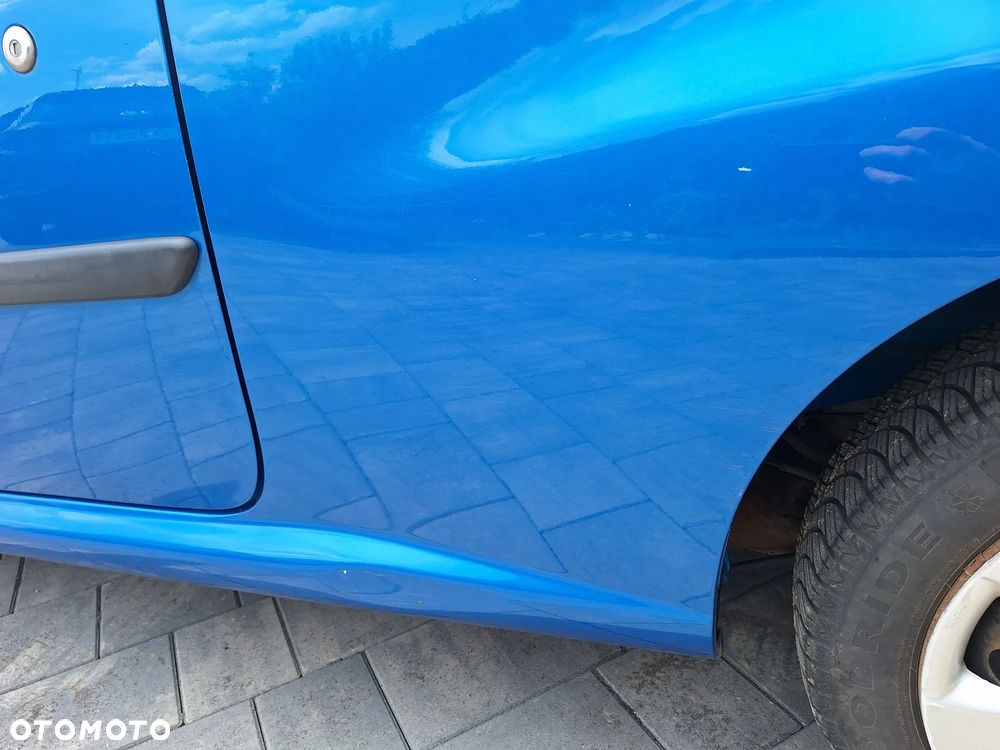 Peugeot 107 1.0 Urban Move Euro5 - 7
