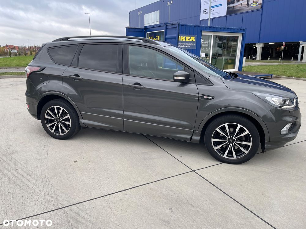 Ford Kuga 1.5 EcoBoost 2x4 ST-Line - 8
