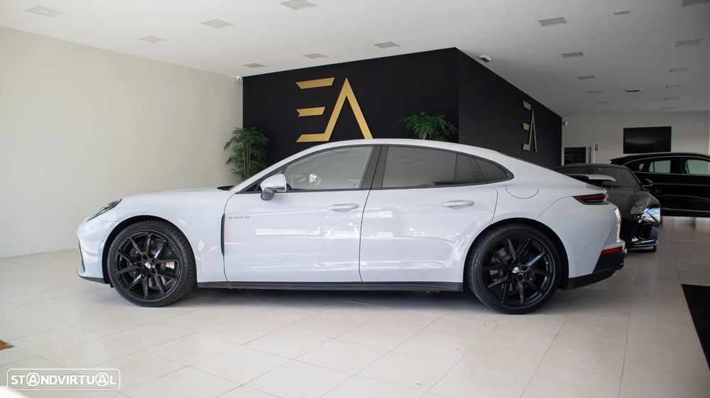 Porsche Panamera 4 E-Hybrid - 2