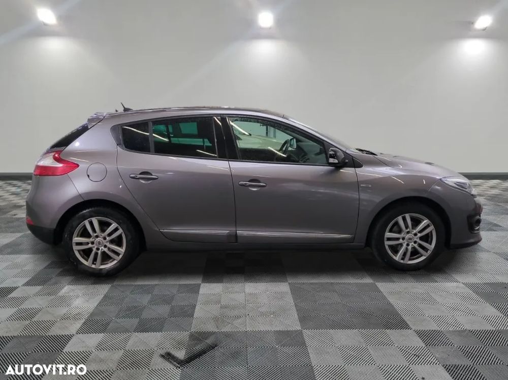 Renault Megane ENERGY dCi 130 BOSE EDITION - 3