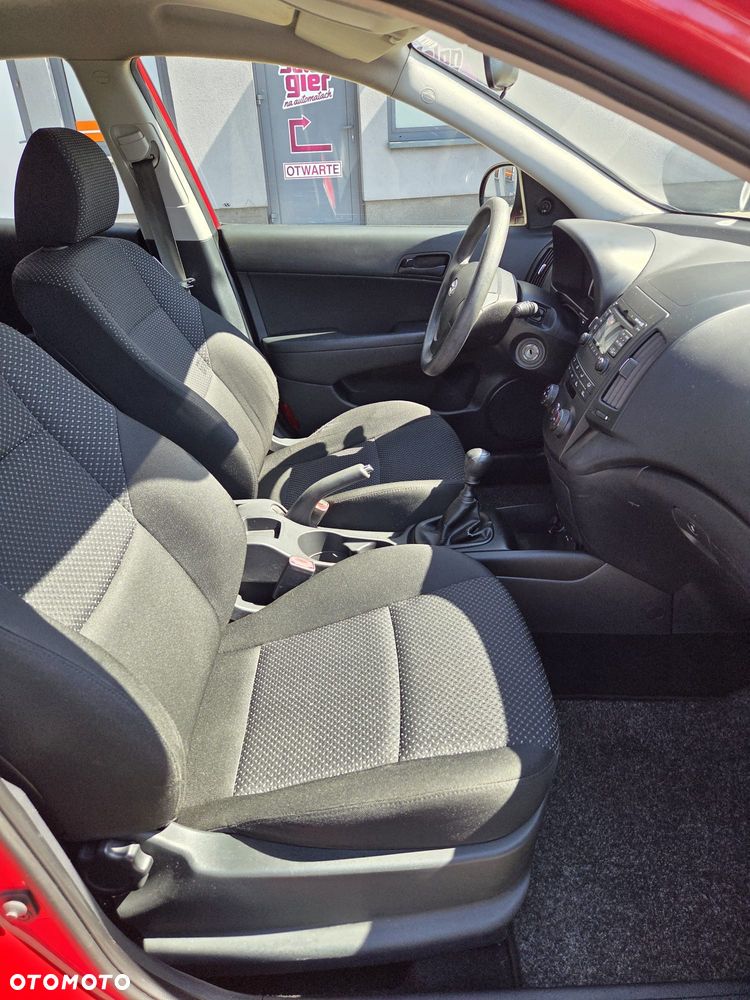 Hyundai i30 1.4 Comfort - 11