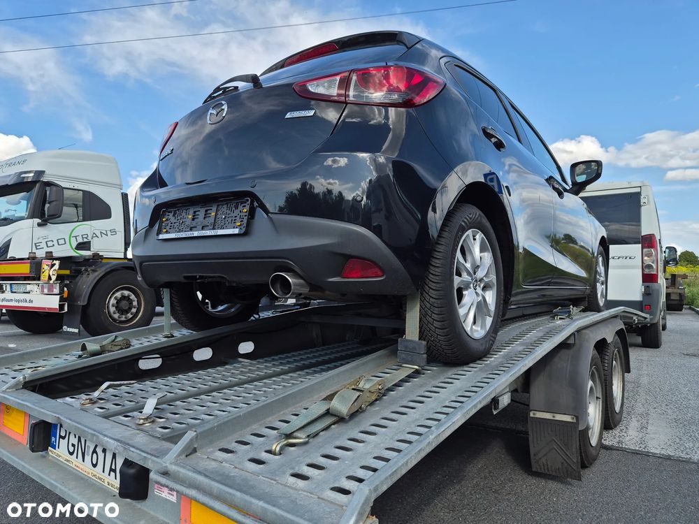 Mazda 2 - 4