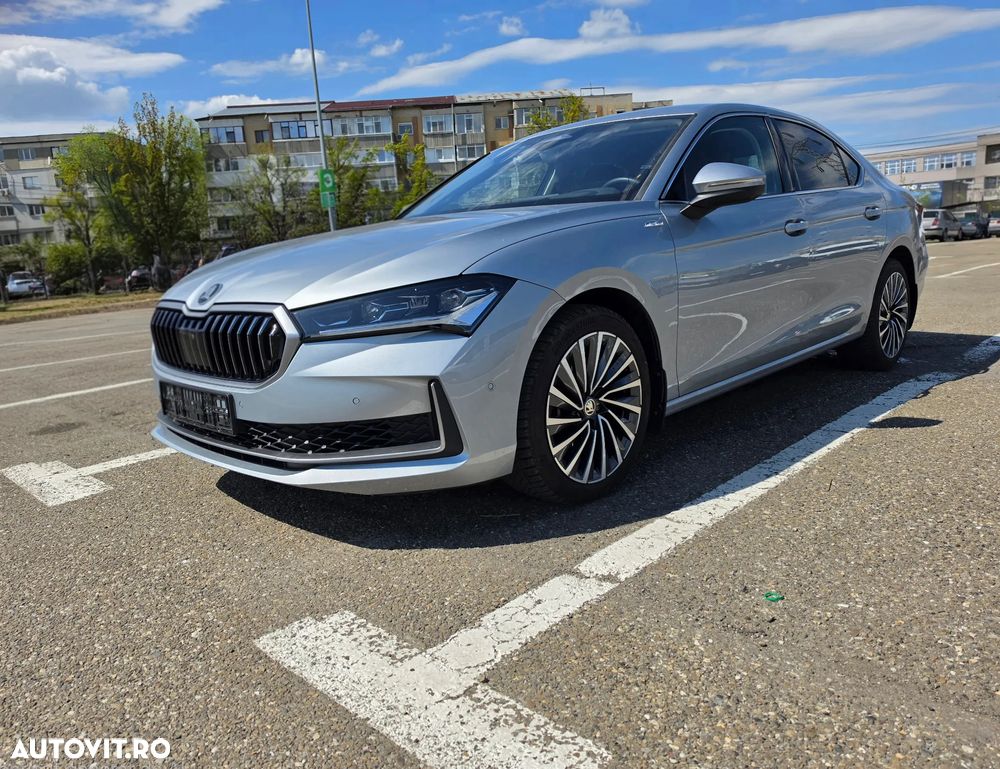 Skoda Superb 2.0 TSI 265 CP 4x4 DSG Laurin & Klement - 4