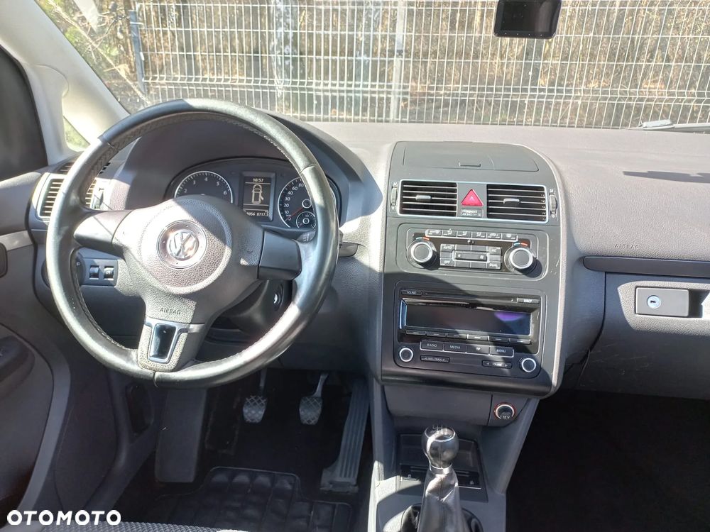 Volkswagen Touran 1.4 TSI Comfortline Perfectline - 11