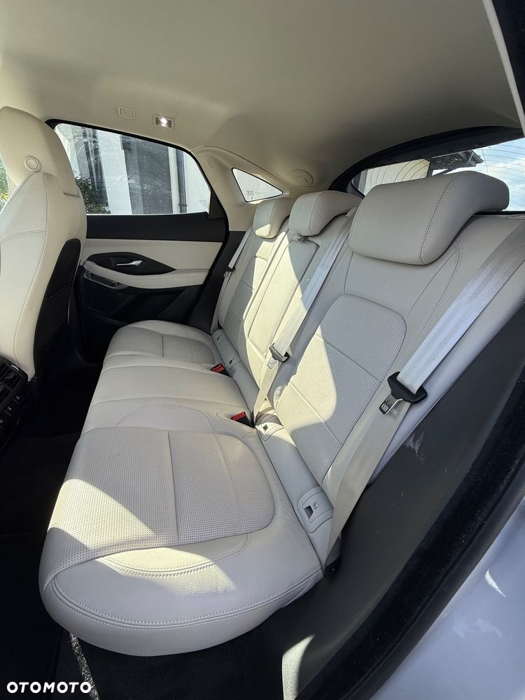 Jaguar E-Pace D150 R-Dynamic - 18