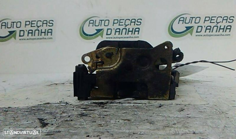 Fecho Da Porta Trás Dto Fiat Punto (176_) - 2