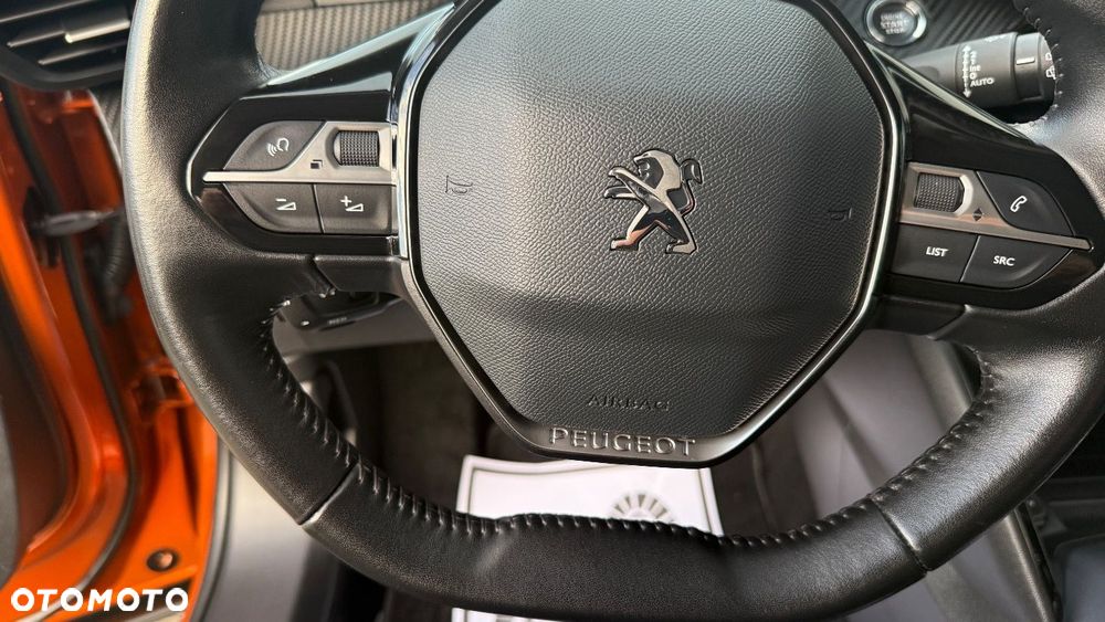 Peugeot 2008 - 32
