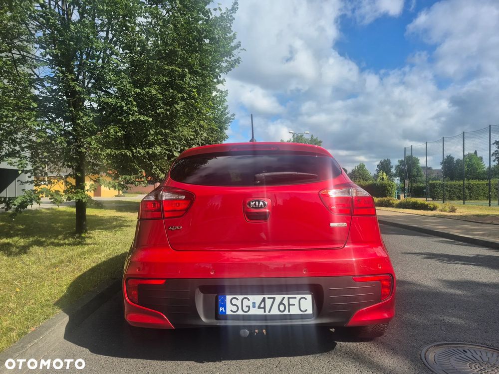 Kia Rio 1.2 Dream Team Edition - 4