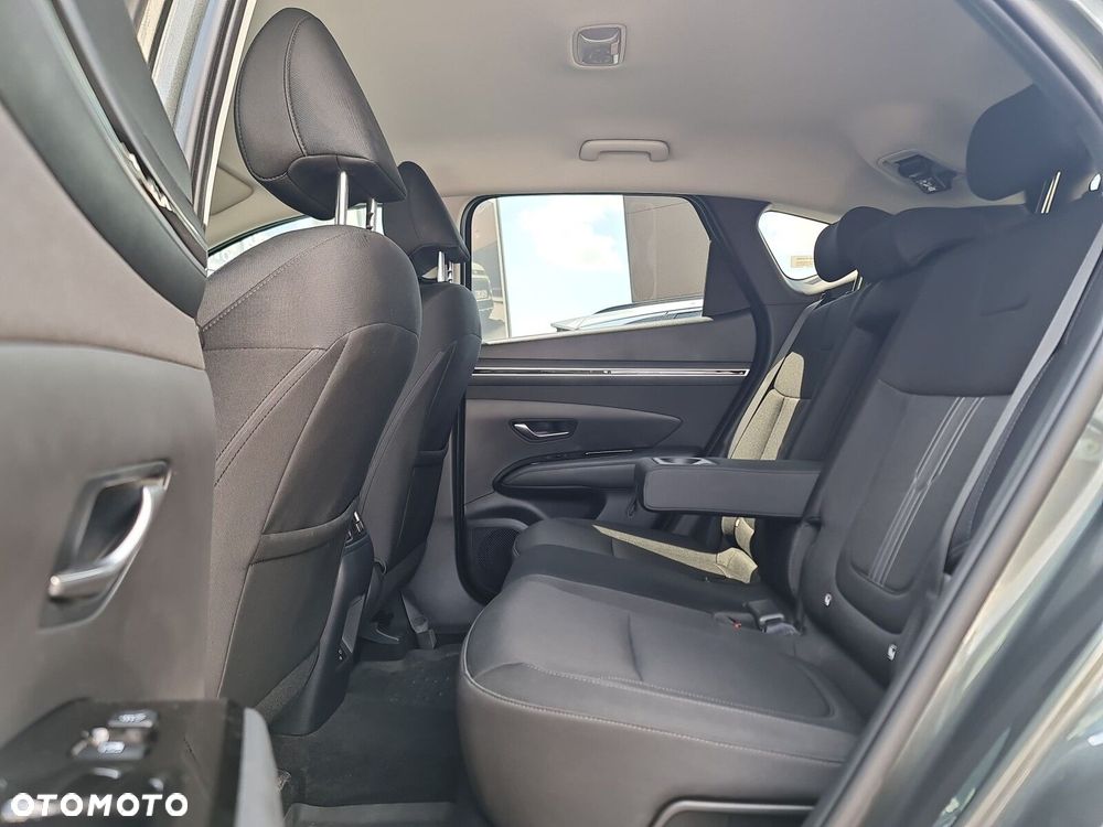 Hyundai Tucson 1.6 T-GDi Executive 2WD - 38