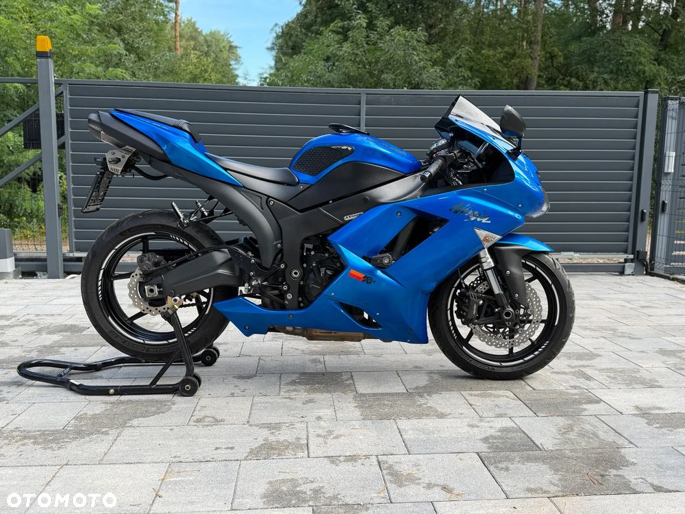Kawasaki ZXR - 6